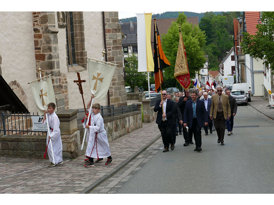 Bittprozession an Christi Himmelfahrt (Foto: Karl-Franz Thiede)